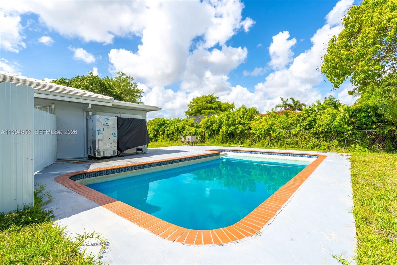 CORAL SPRINGS VILLAGE GRE - Residential