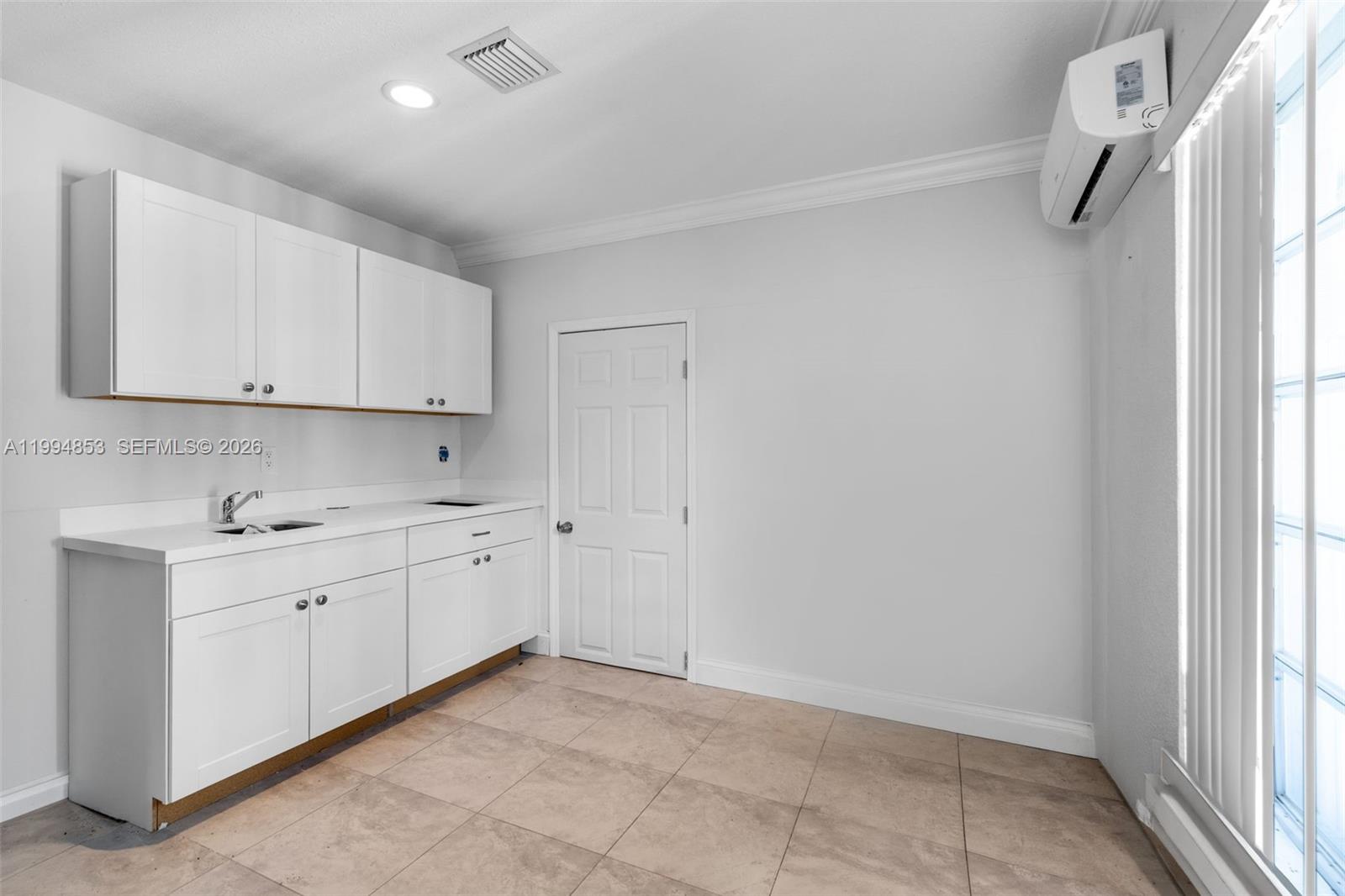 CORAL SPRINGS VILLAGE GRE - Residential