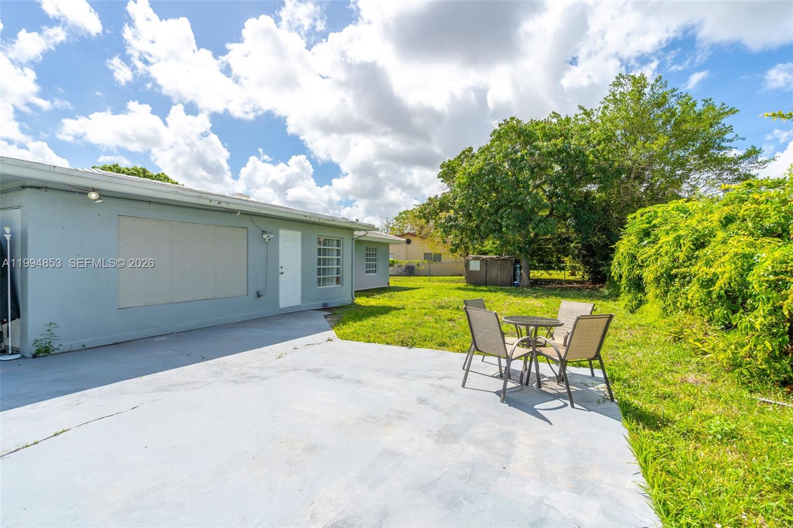 CORAL SPRINGS VILLAGE GRE - Residential