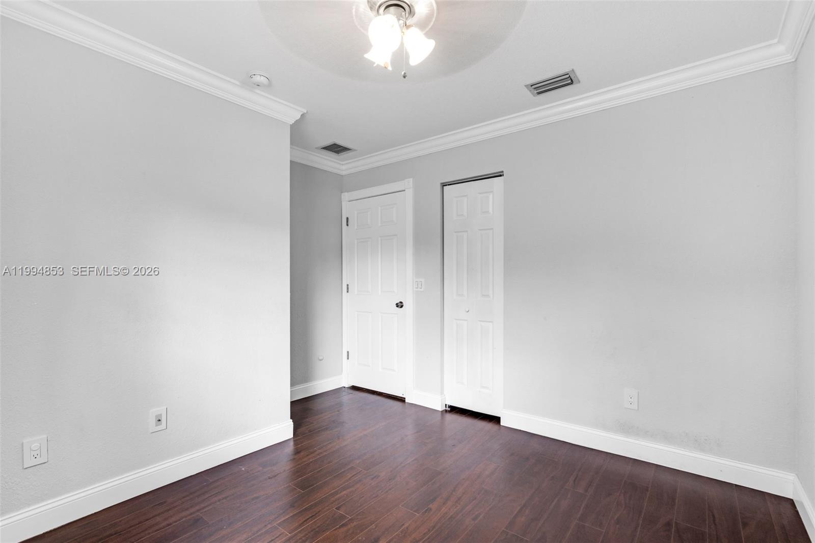 CORAL SPRINGS VILLAGE GRE - Residential