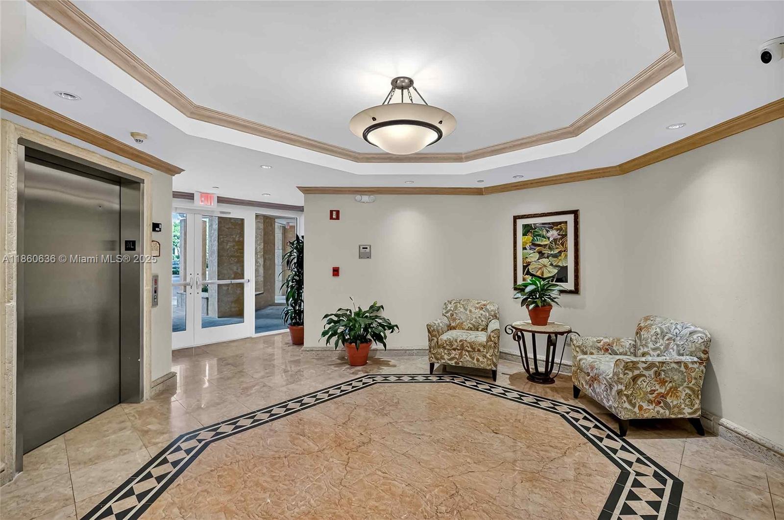 715 Crandon Blvd PH-5