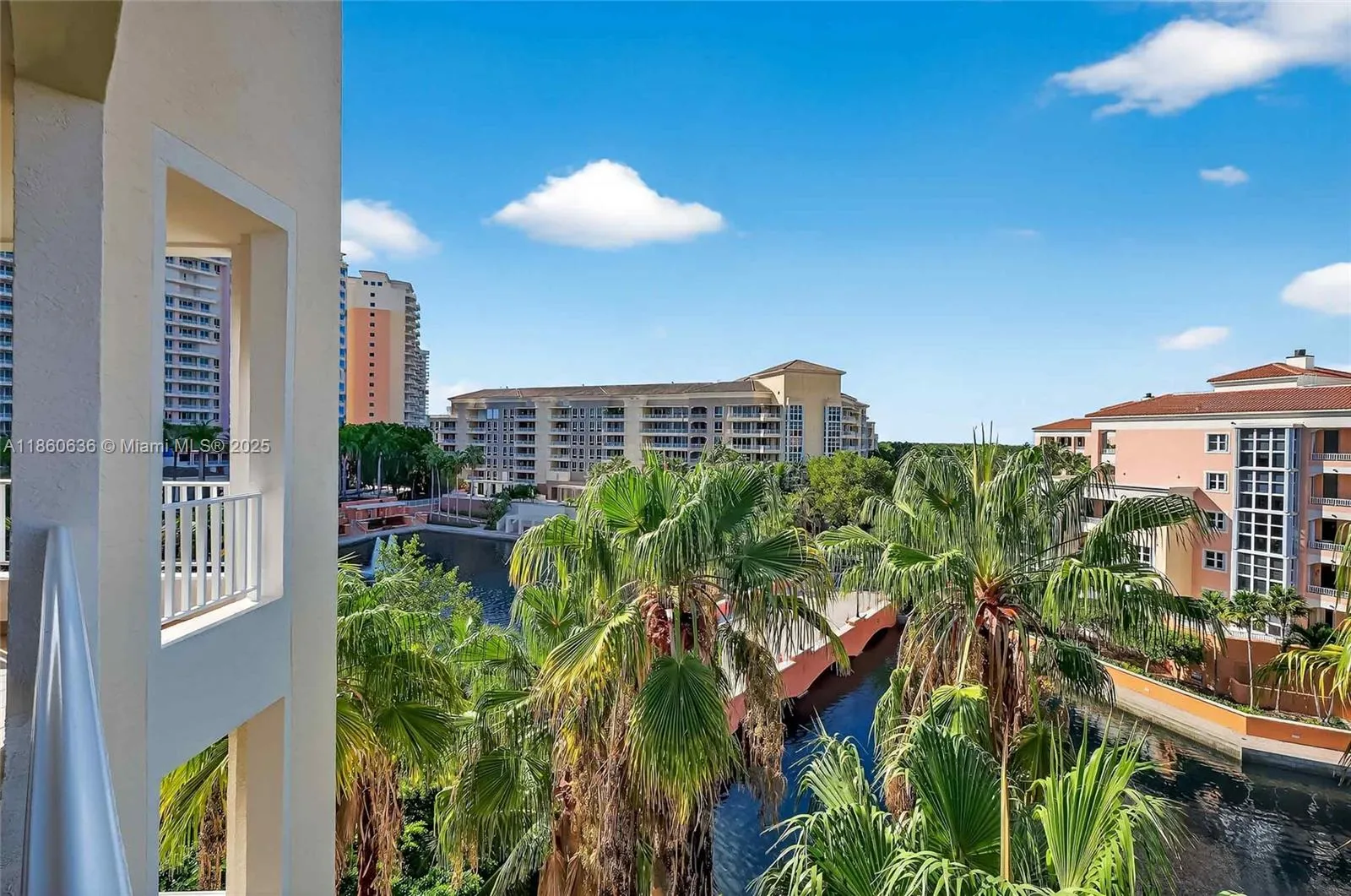 Key Biscayne, Florida 33149, United States, 2 Bedrooms Bedrooms, ,2 BathroomsBathrooms,Residential,Active,193822