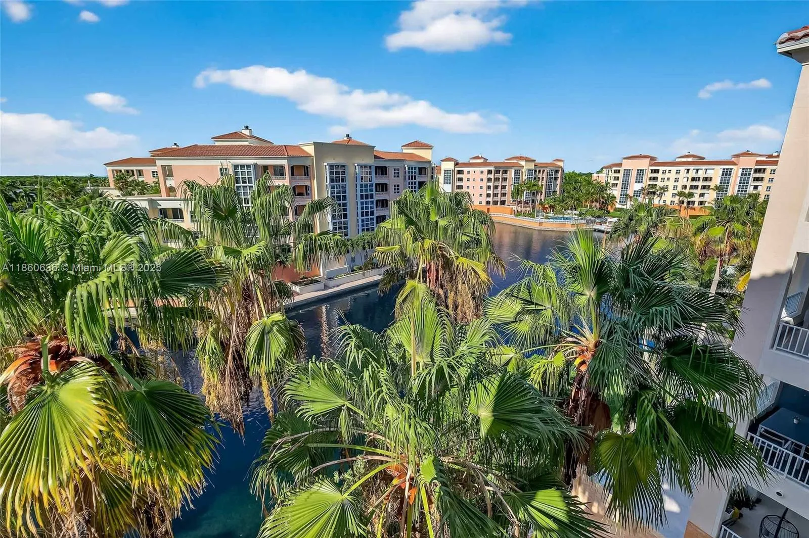 Key Biscayne, Florida 33149, United States, 2 Bedrooms Bedrooms, ,2 BathroomsBathrooms,Residential,Active,193822