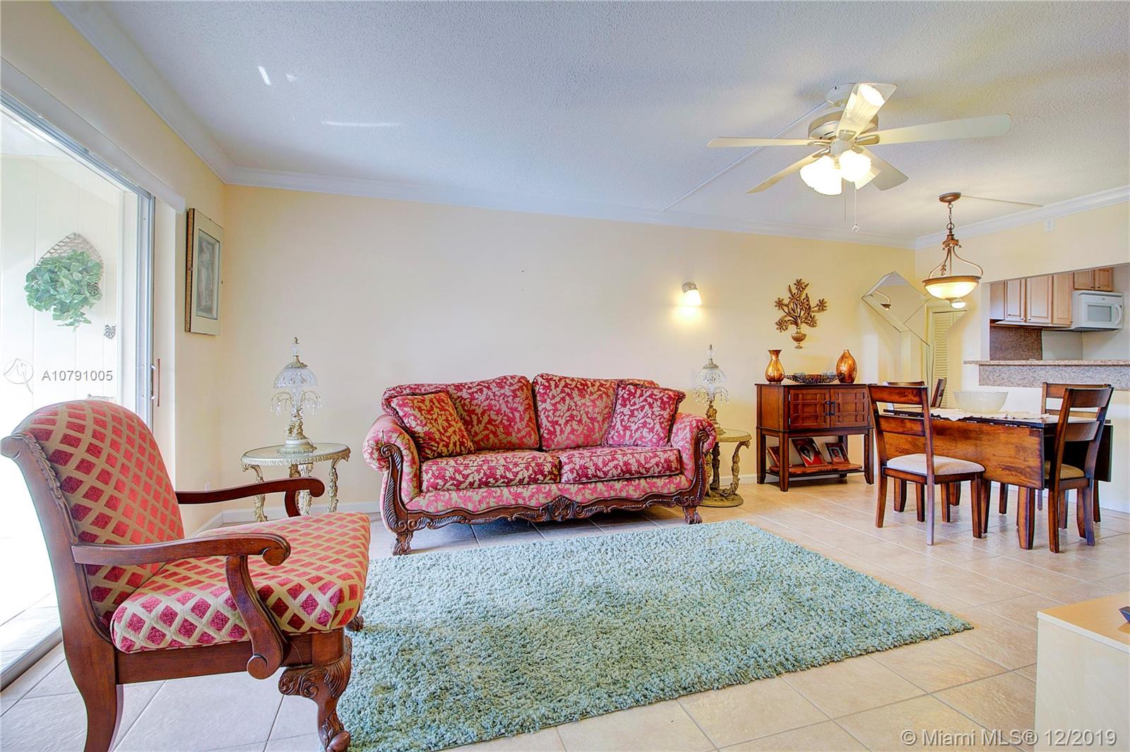 NATURA 2 CONDO - Residential