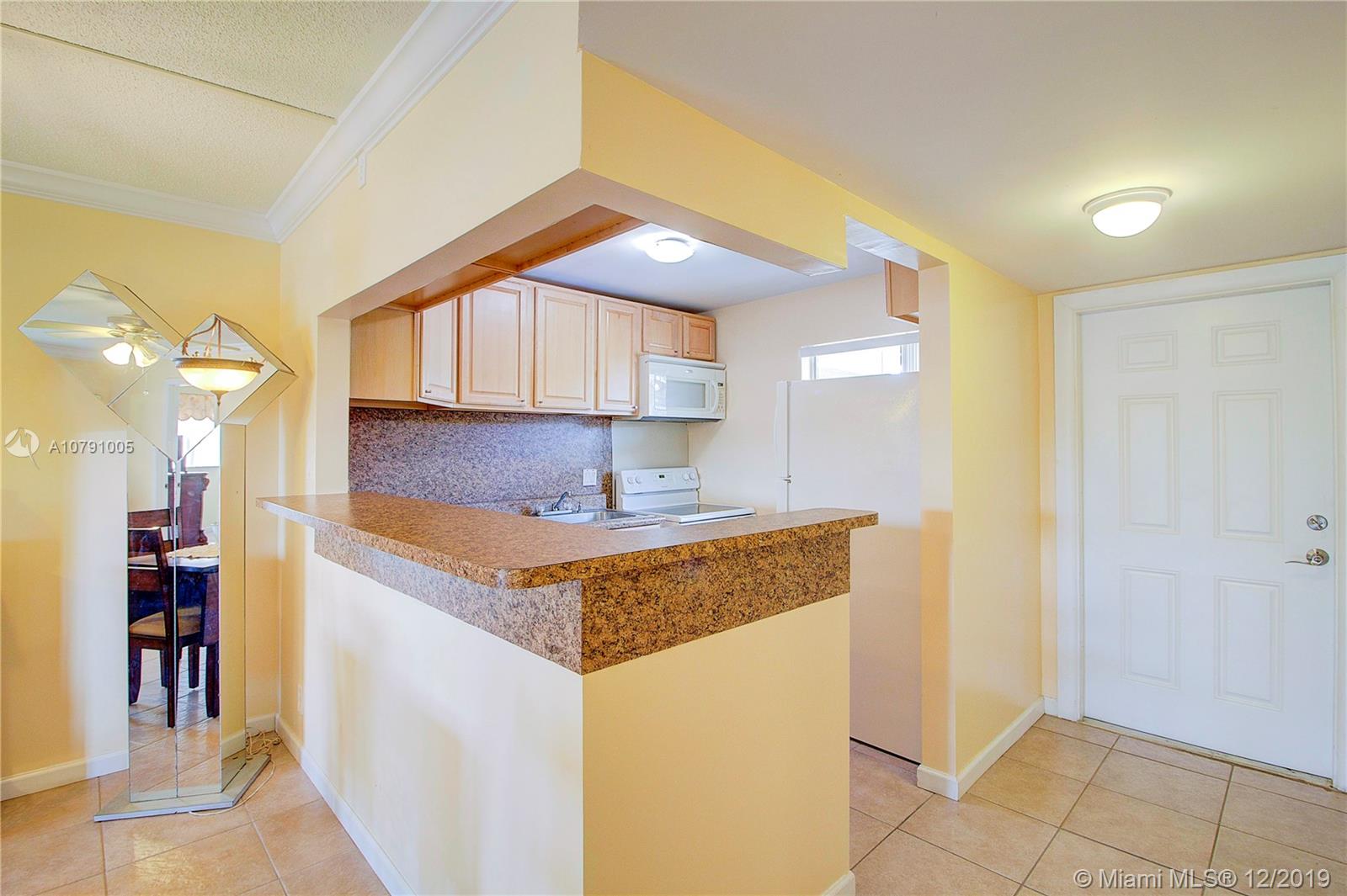 NATURA 2 CONDO - Residential