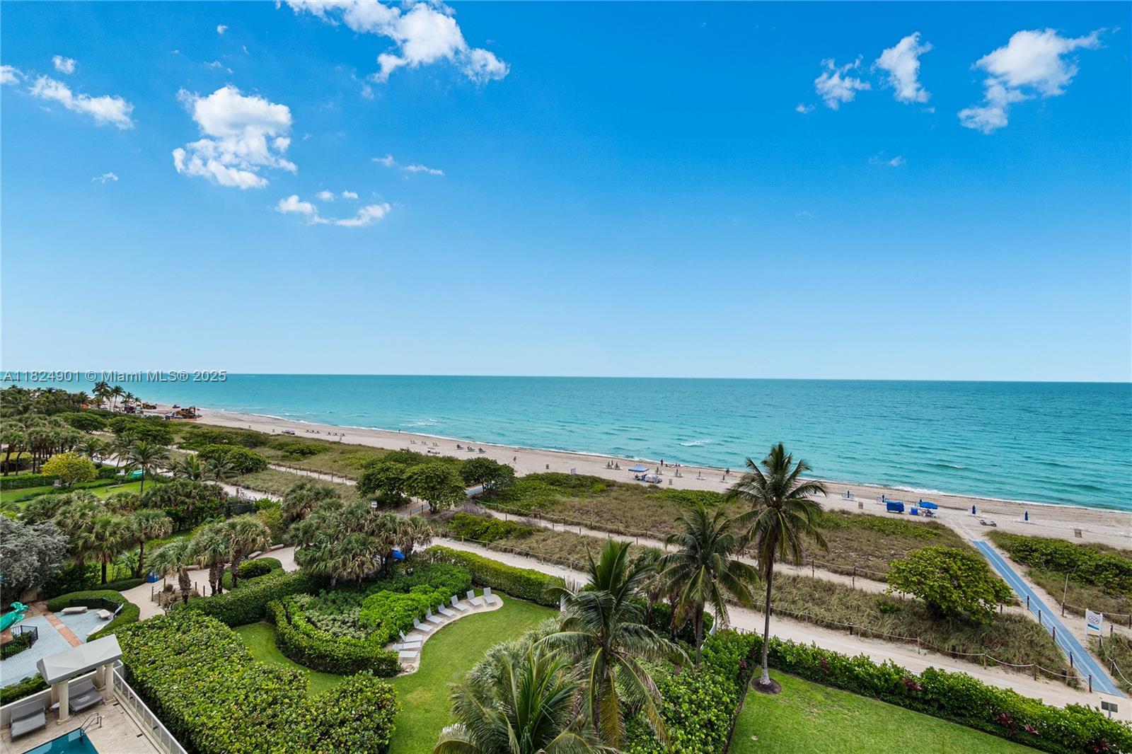 THE WAVES CONDO - Residential