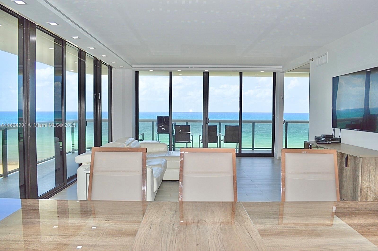 9455 Collins Ave 809