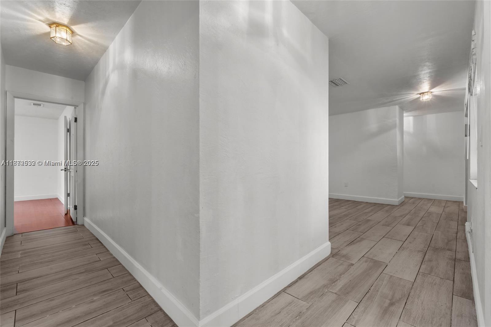 VILLA MALAGA - Residential Lease