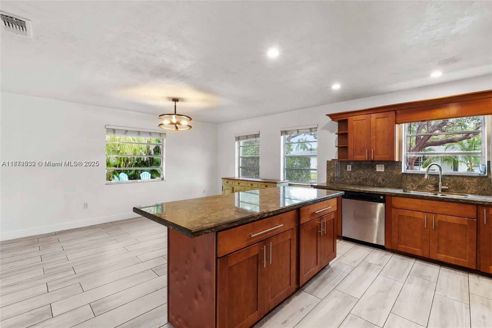 VILLA MALAGA - Residential Lease