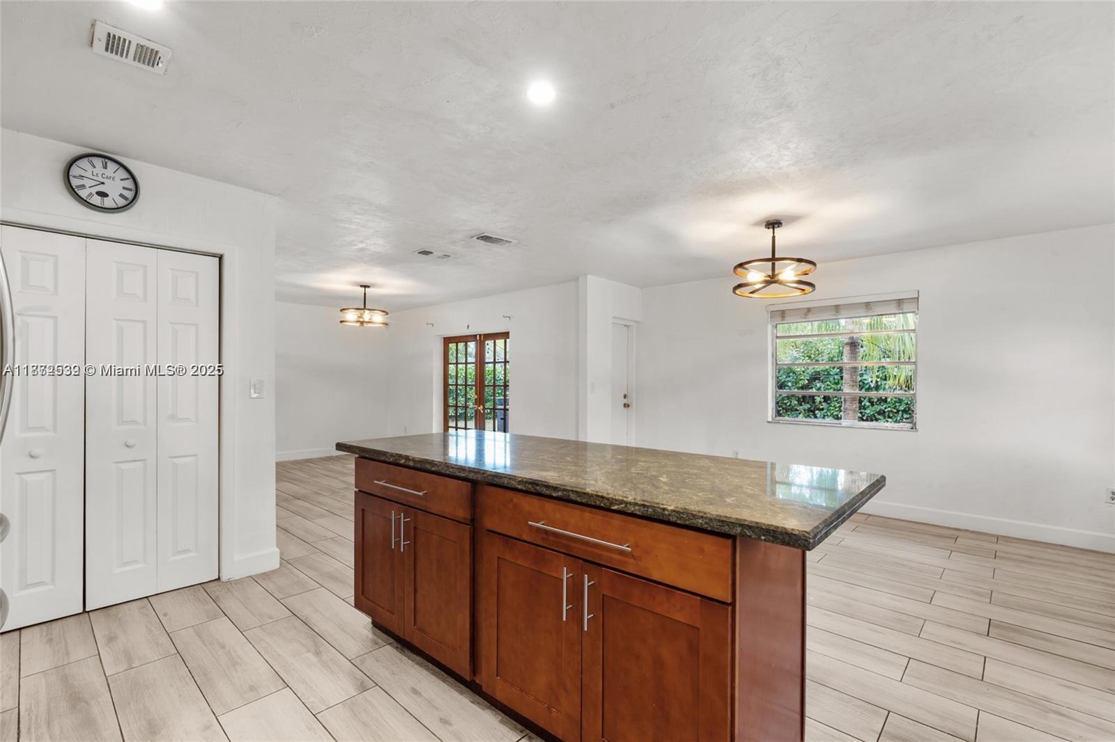 VILLA MALAGA - Residential Lease