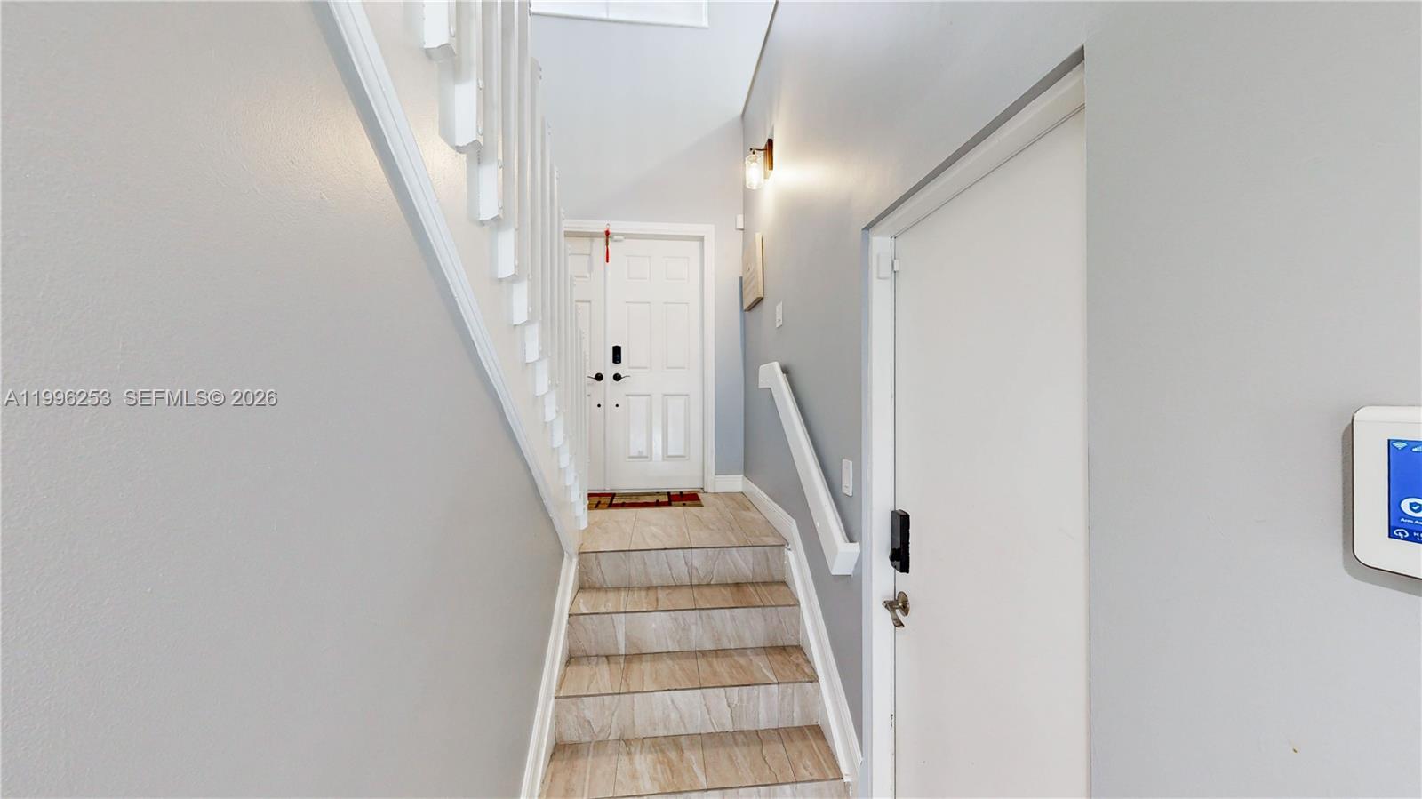 VILLAS AT THE HAMMOCKS CO - Residential