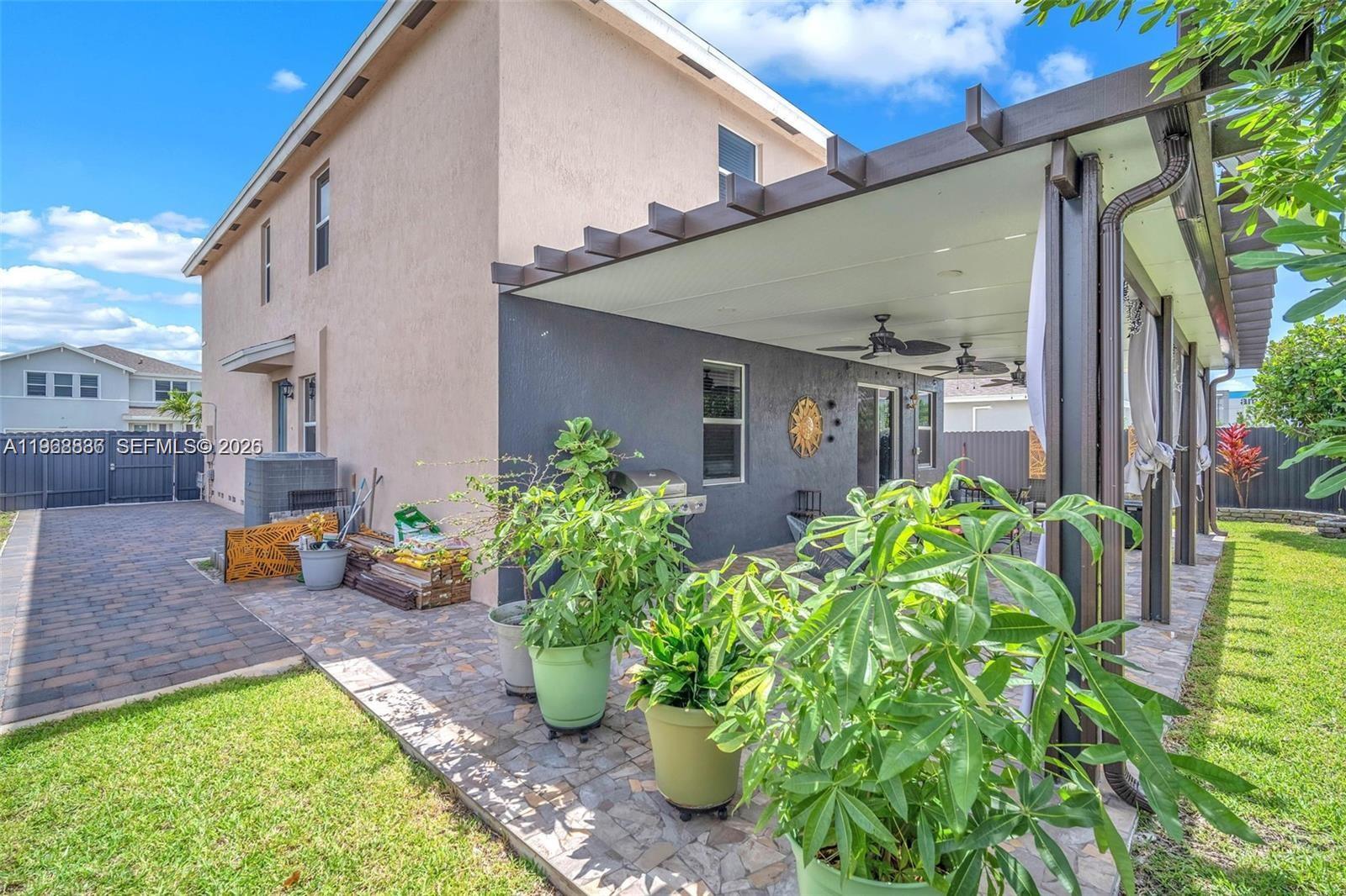 A H AT TURNPIKE SOUTH SEC - Residential