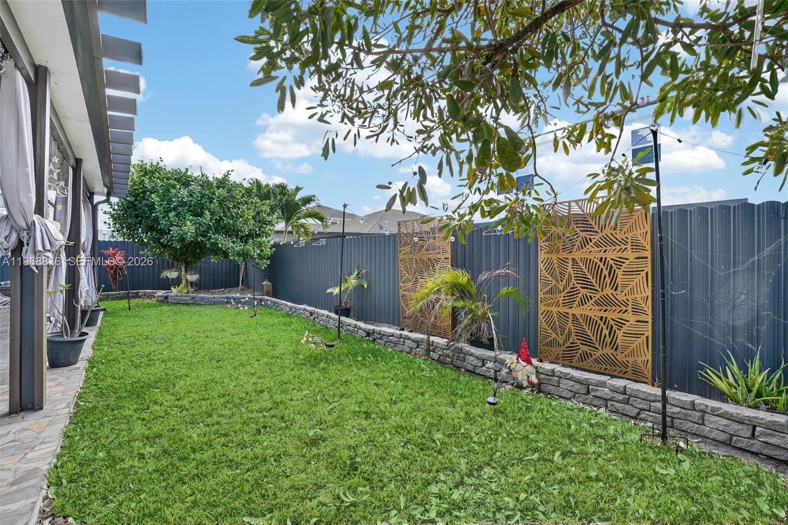 A H AT TURNPIKE SOUTH SEC - Residential