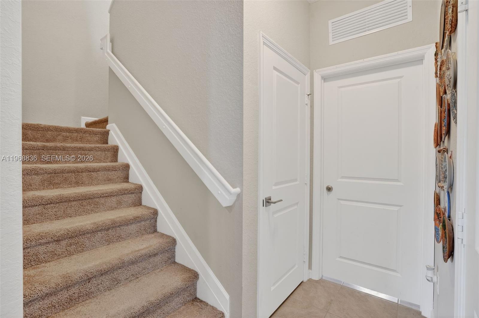 A H AT TURNPIKE SOUTH SEC - Residential