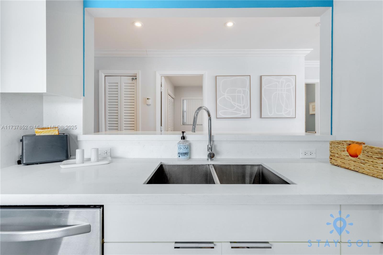 HOLLYWOOD BEACH SECOND AD - Residential