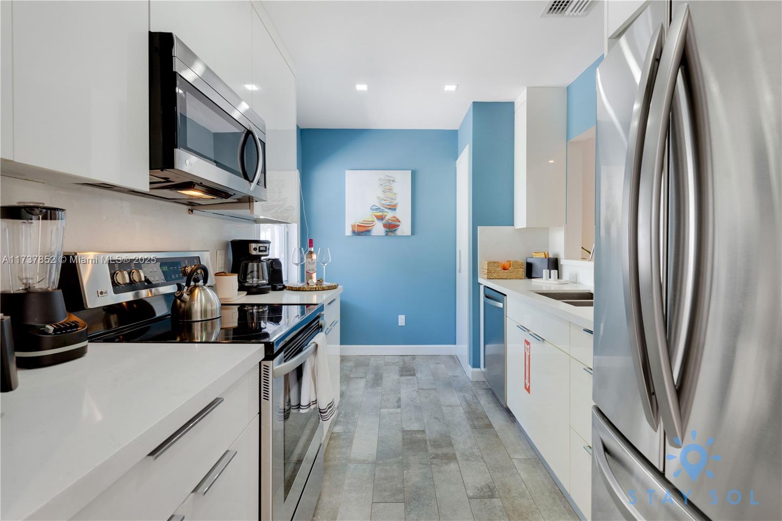 HOLLYWOOD BEACH SECOND AD - Residential