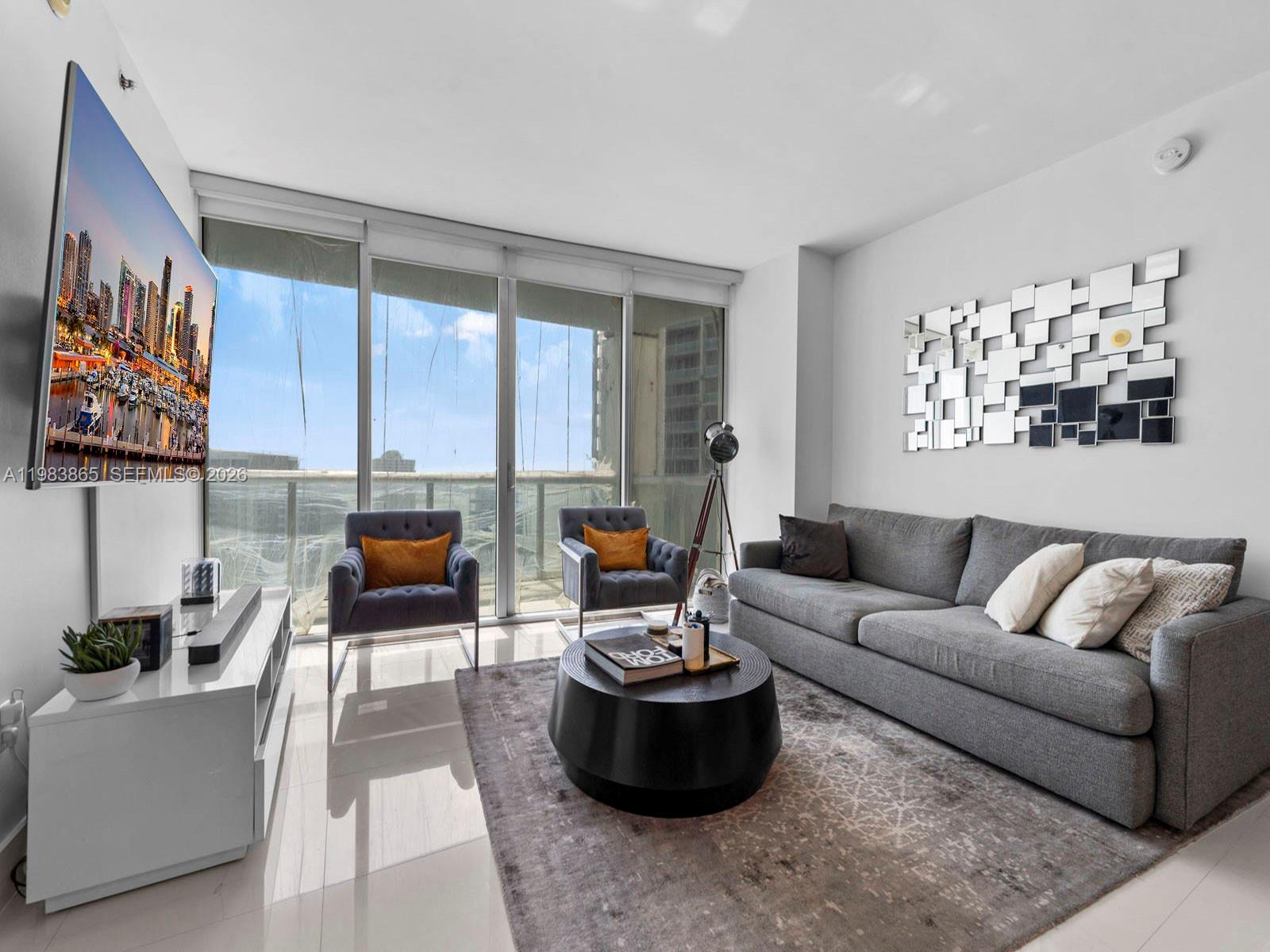 ICONBRICKELL CONDO NO 1 - Residential