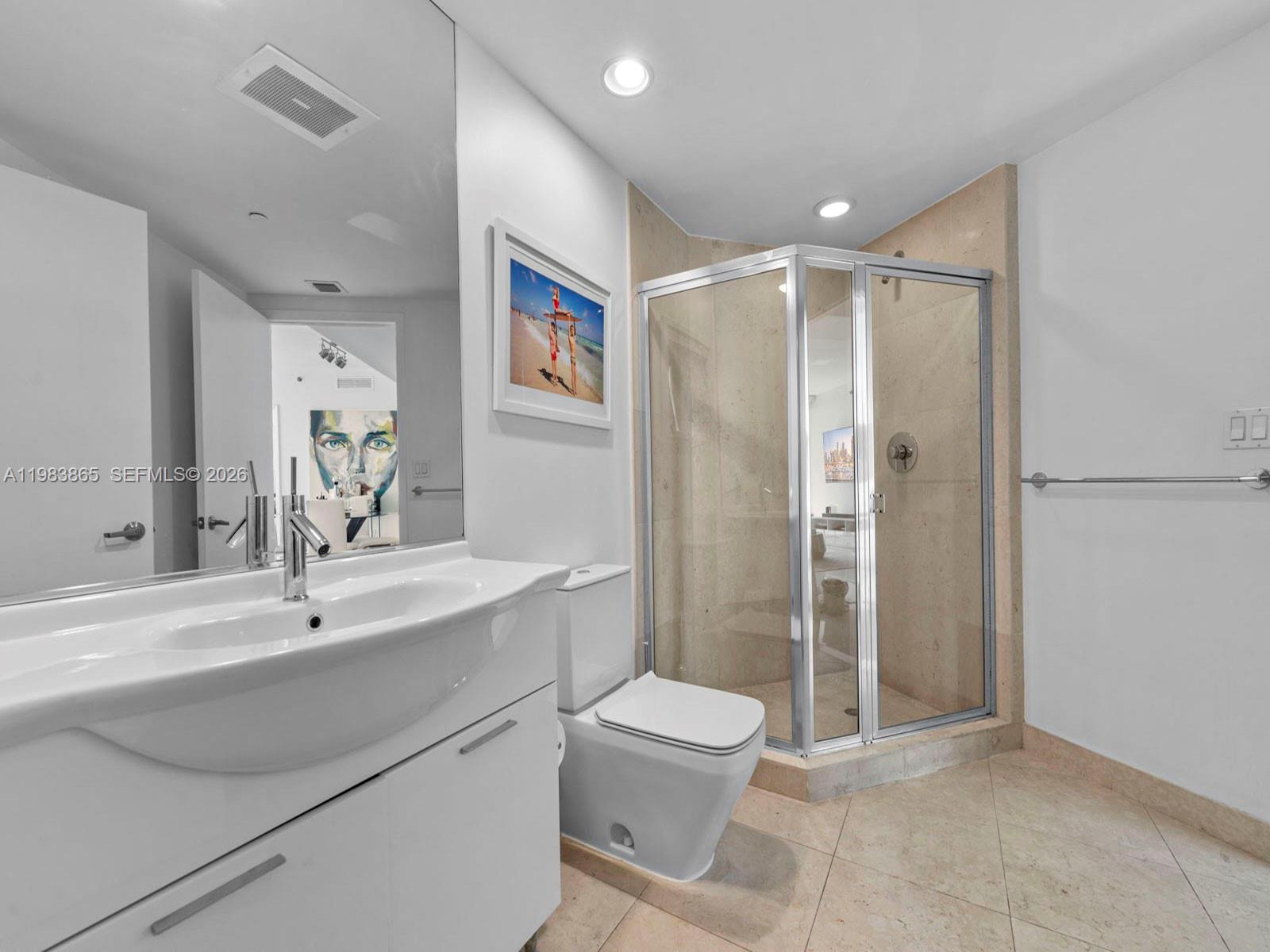 ICONBRICKELL CONDO NO 1 - Residential