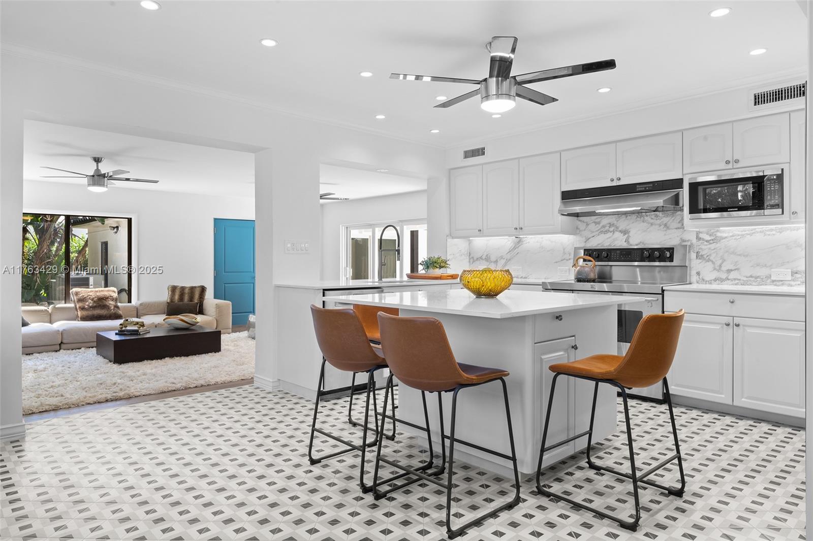 MIAMI SHORES SEC 1 AMD - Residential