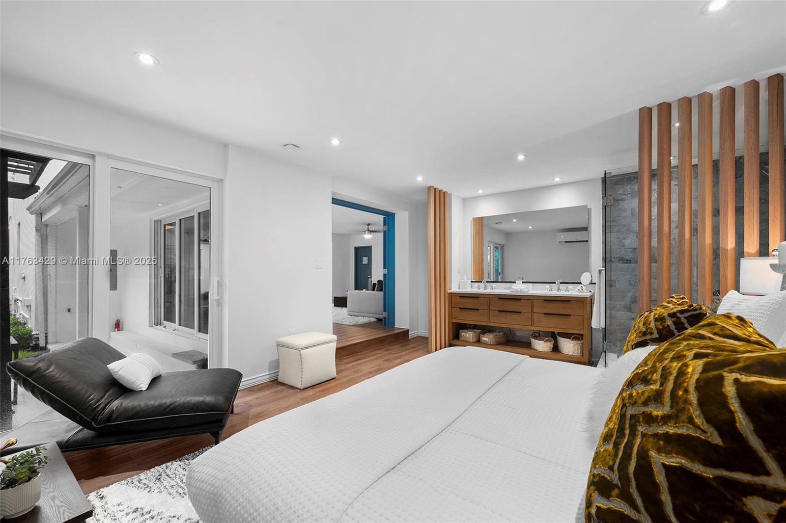 MIAMI SHORES SEC 1 AMD - Residential