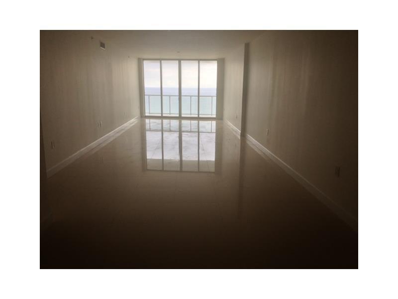 RIVERSIDE GRANDE CONDO - Residential Lease