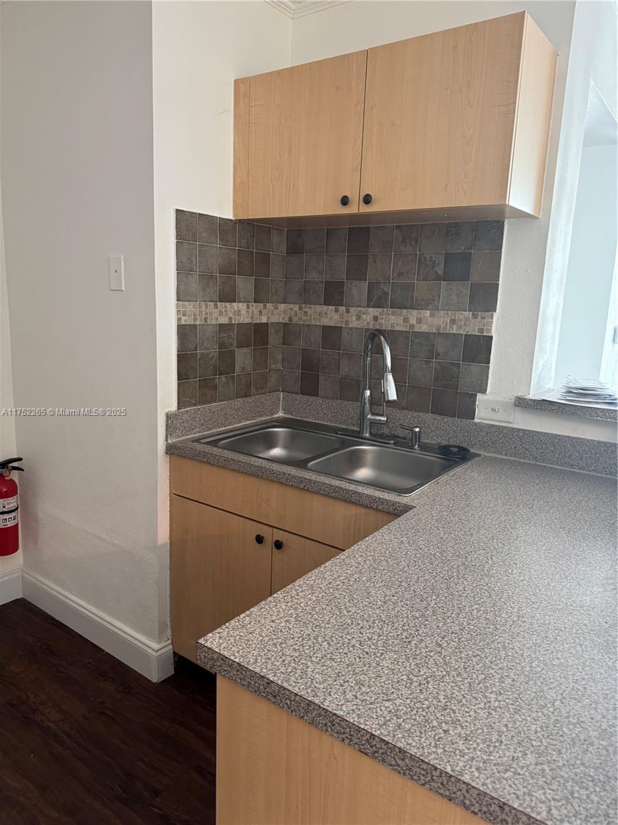 VILLA DEL SOL CONDOMINIUM - Residential Lease