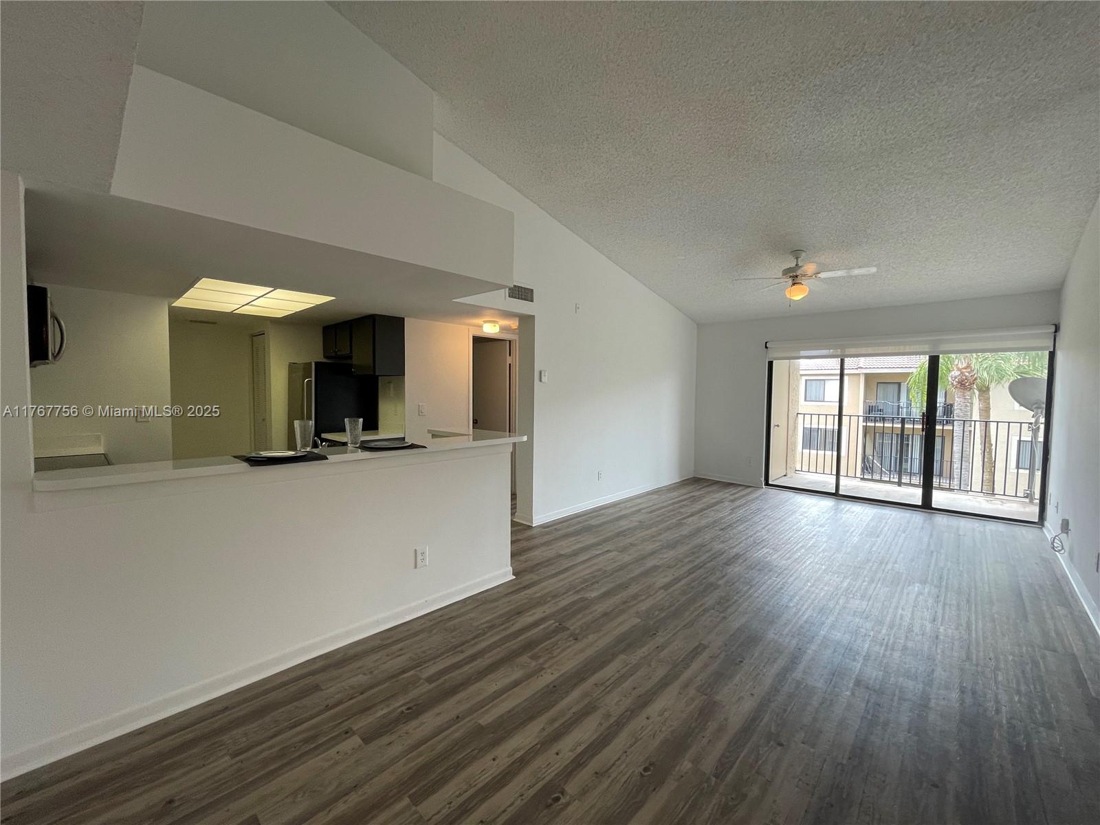 VISCONTI CONDO - Residential