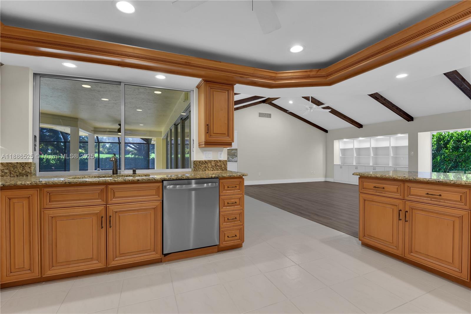 PALM RIVER ESTATES - Residential