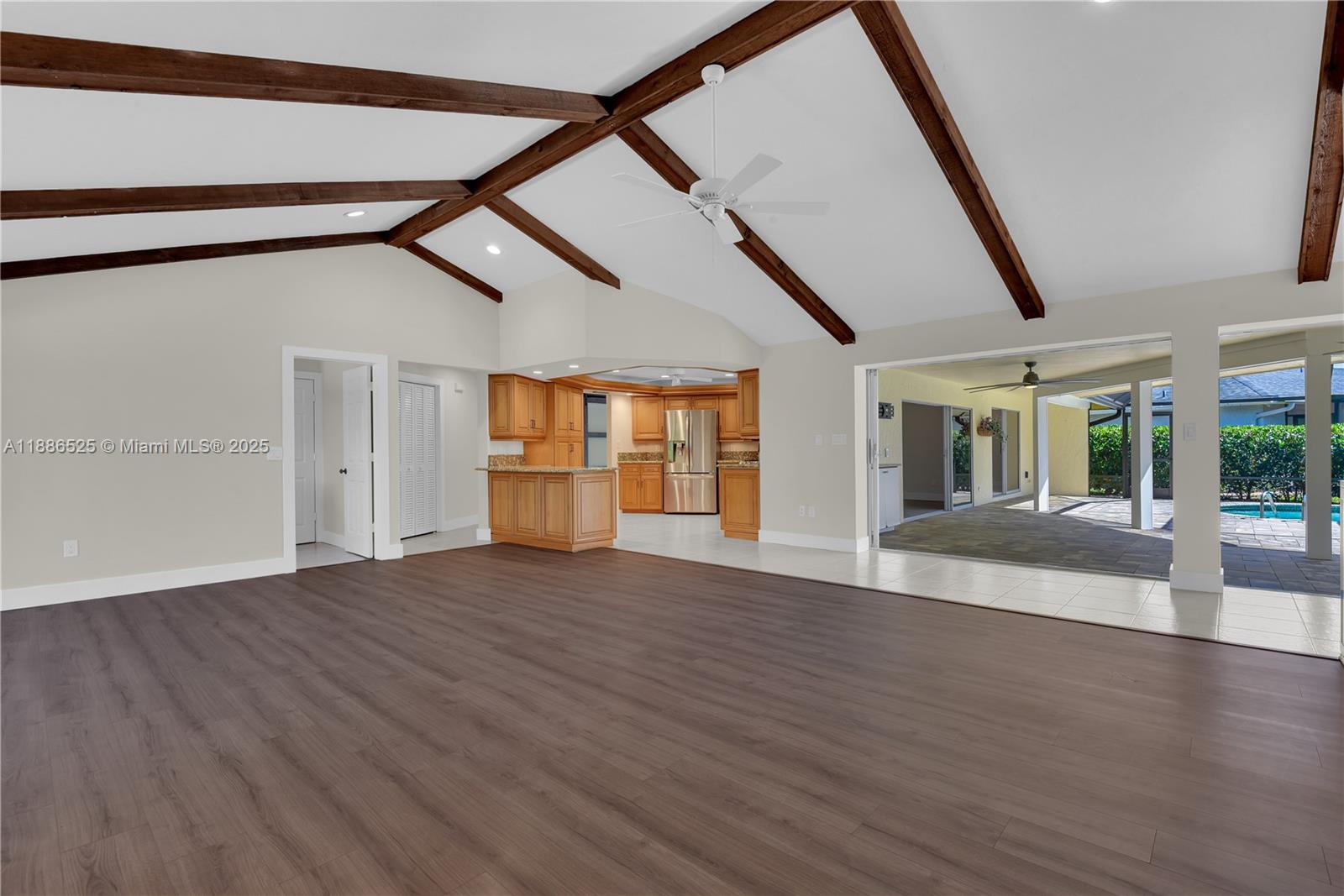 PALM RIVER ESTATES - Residential