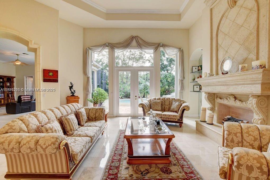 MIZNER'S PRESERVE - Residential
