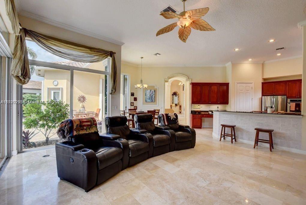 MIZNER'S PRESERVE - Residential