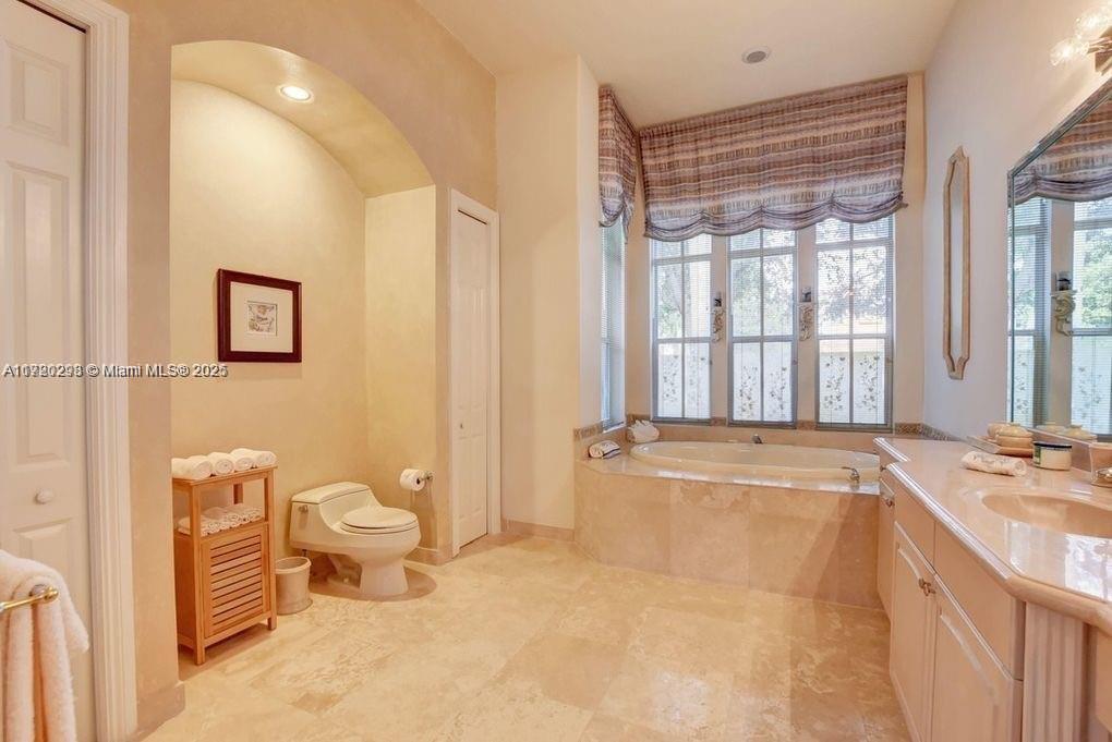 MIZNER'S PRESERVE - Residential