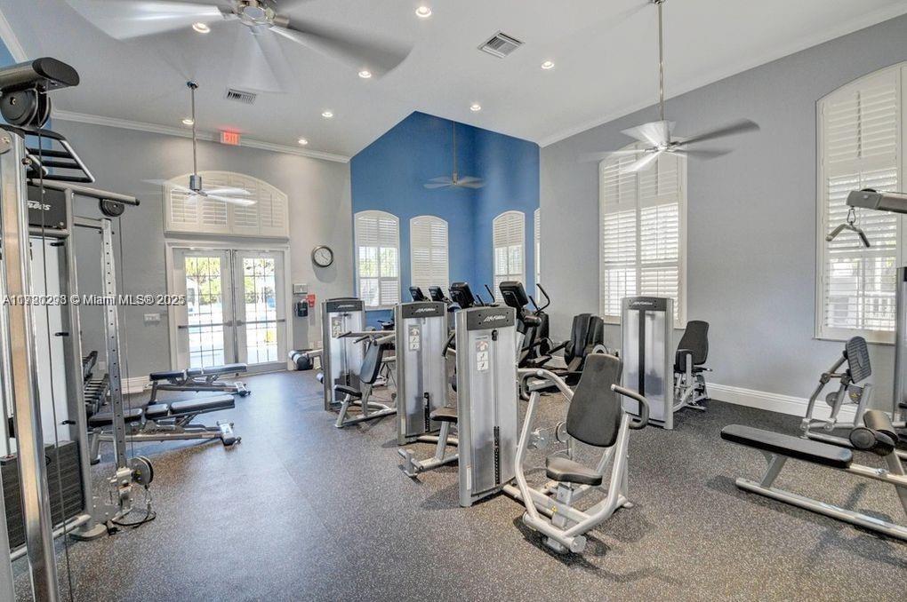 MIZNER'S PRESERVE - Residential