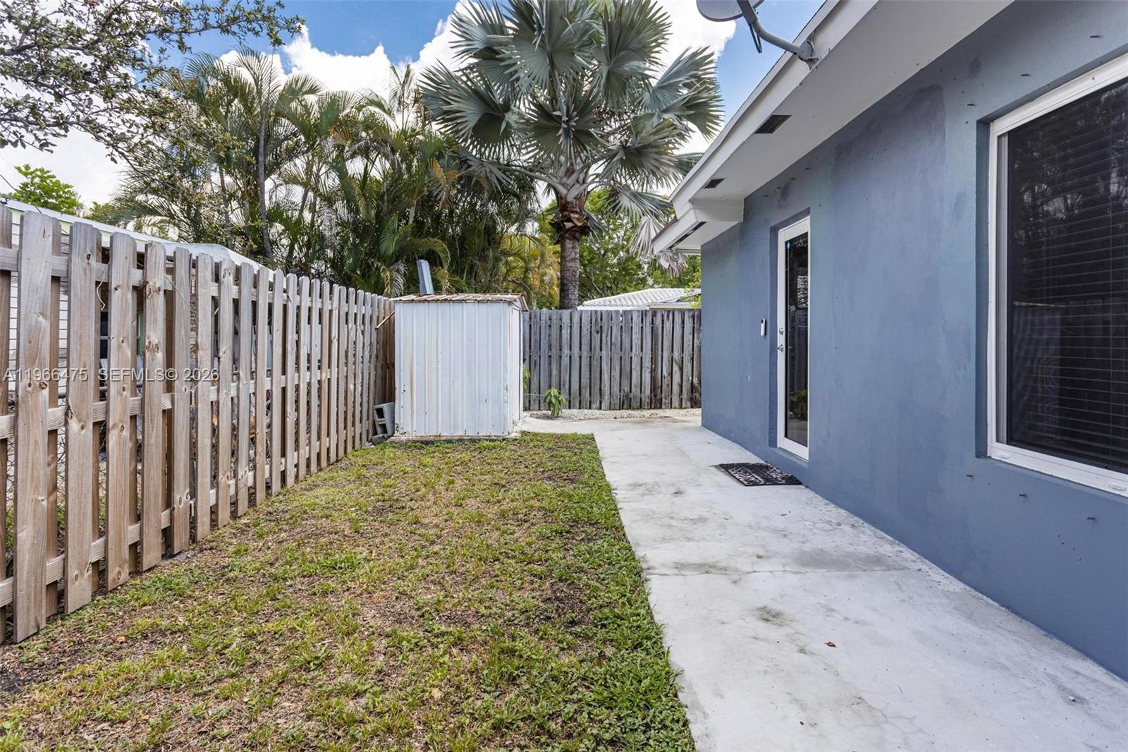 OAKLAND PARK SECOND ADD - Residential Income