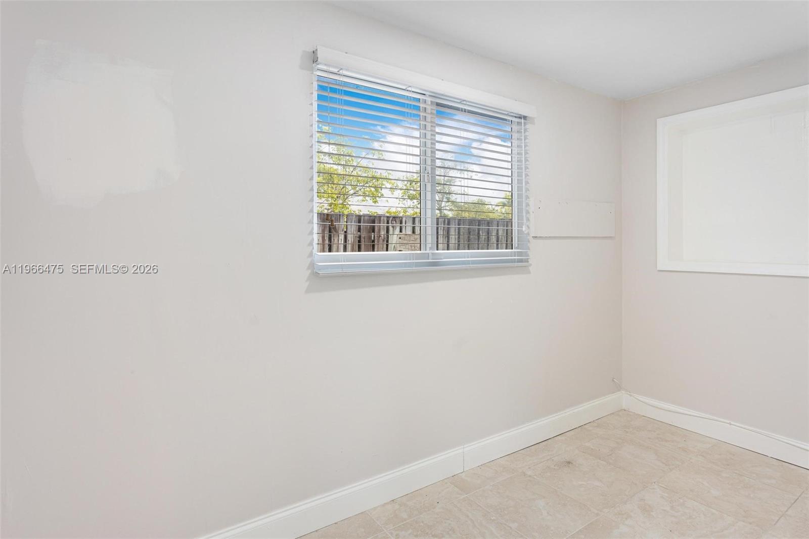 OAKLAND PARK SECOND ADD - Residential Income