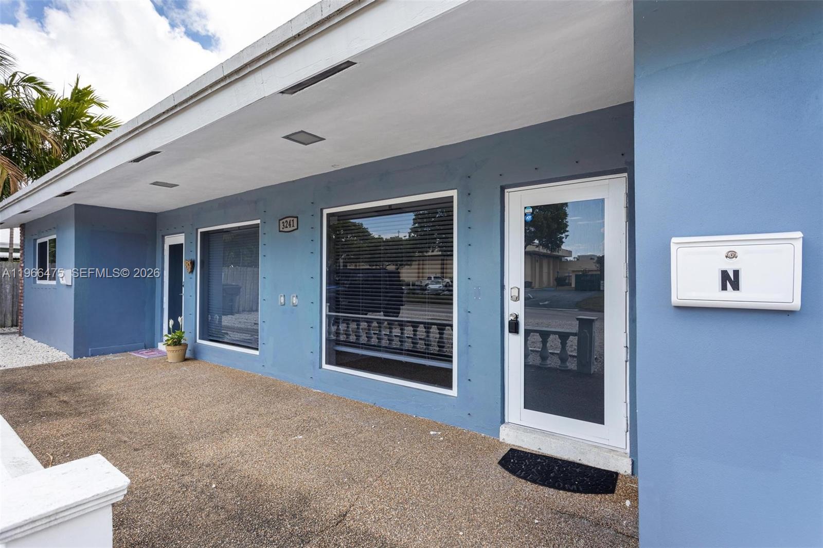 3241 NE 17th Ave