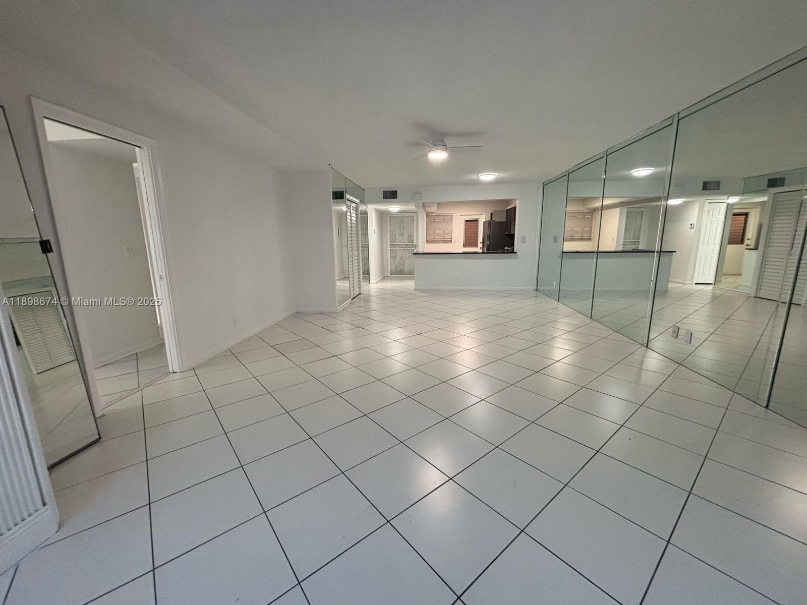 FIRST GULFSTREAM GARDEN - Residential Lease