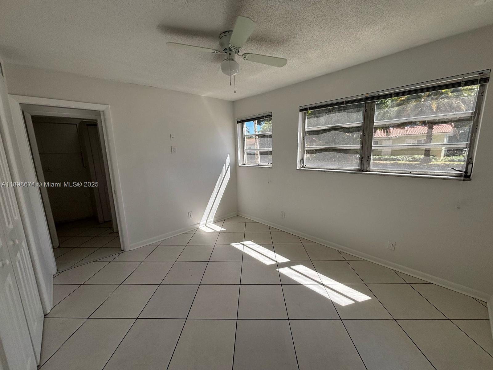 FIRST GULFSTREAM GARDEN - Residential Lease