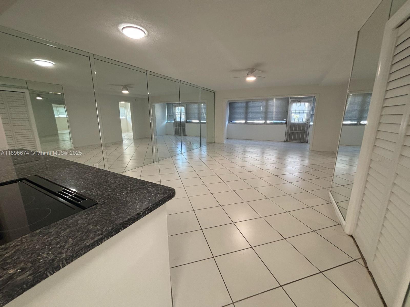 FIRST GULFSTREAM GARDEN - Residential Lease
