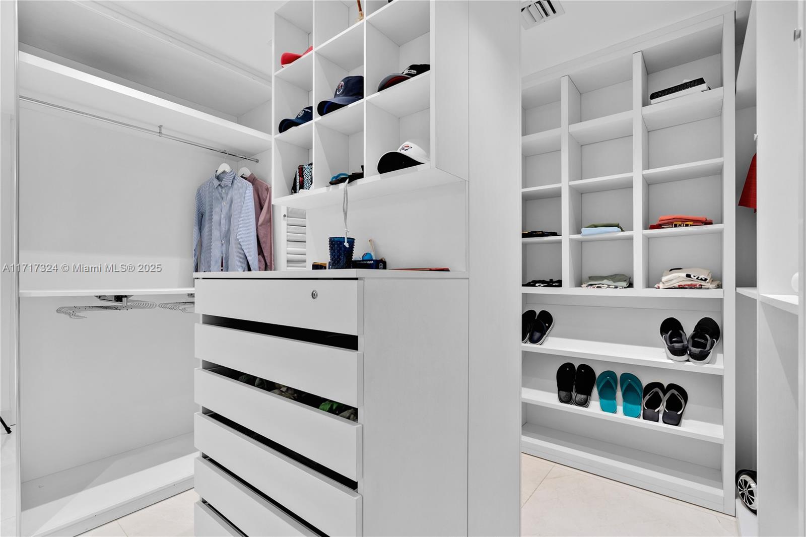 OCEANA KEY BISCAYNE CONDO - Residential