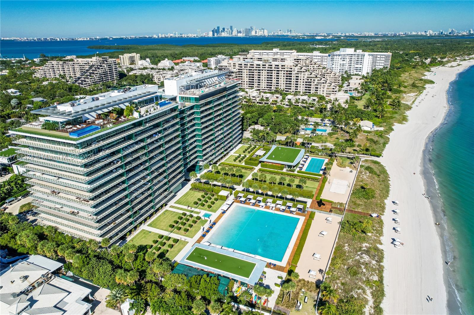 OCEANA KEY BISCAYNE CONDO - Residential