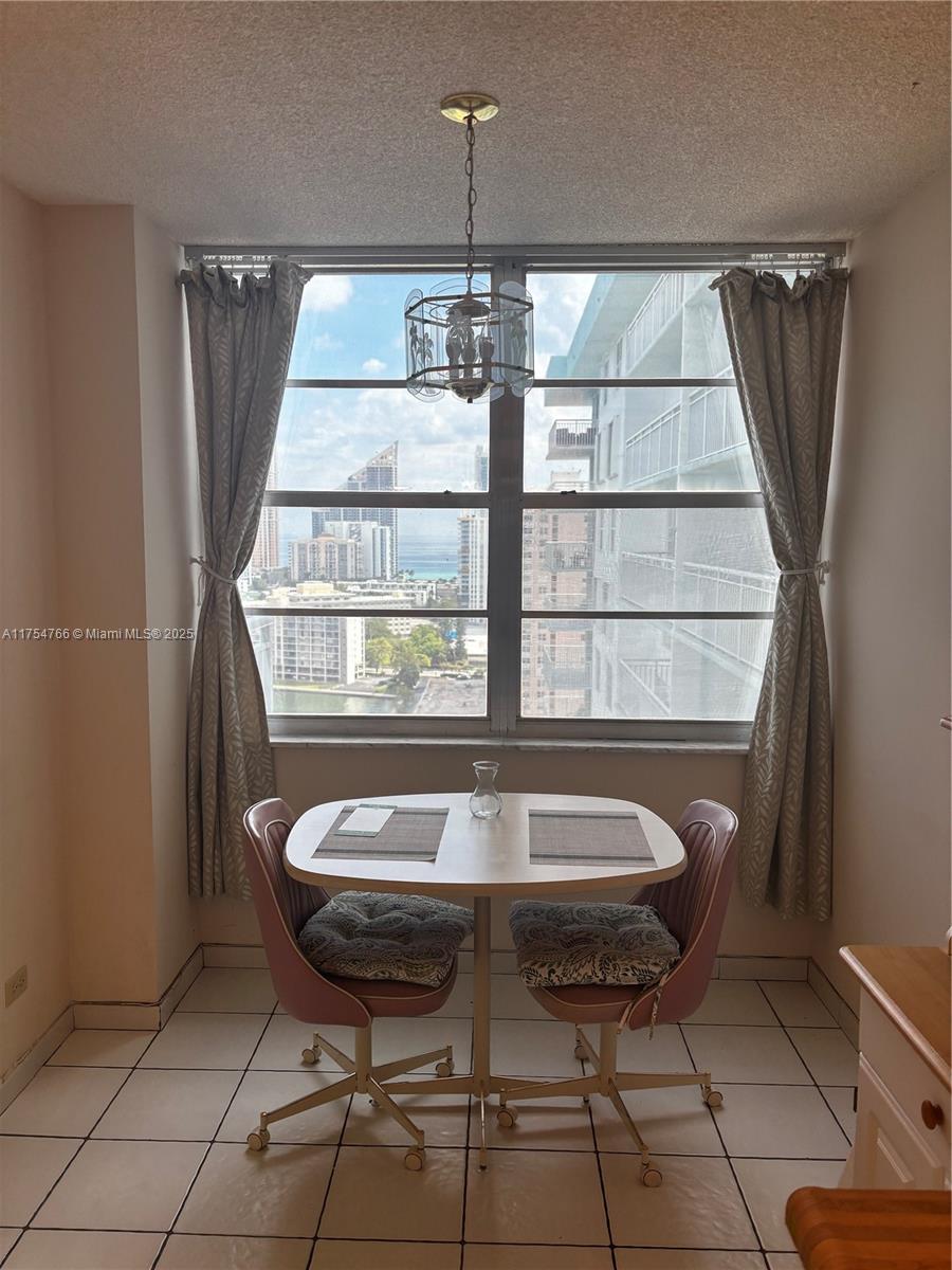 WINSTON TOWERS 500 CONDO - Residential