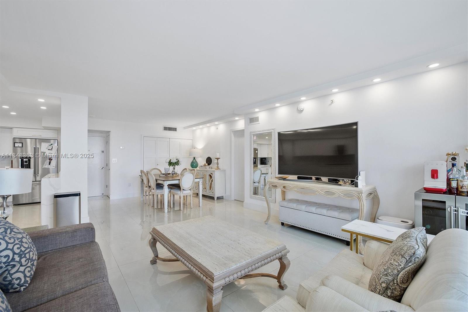 WATERVIEW CONDO - Residential