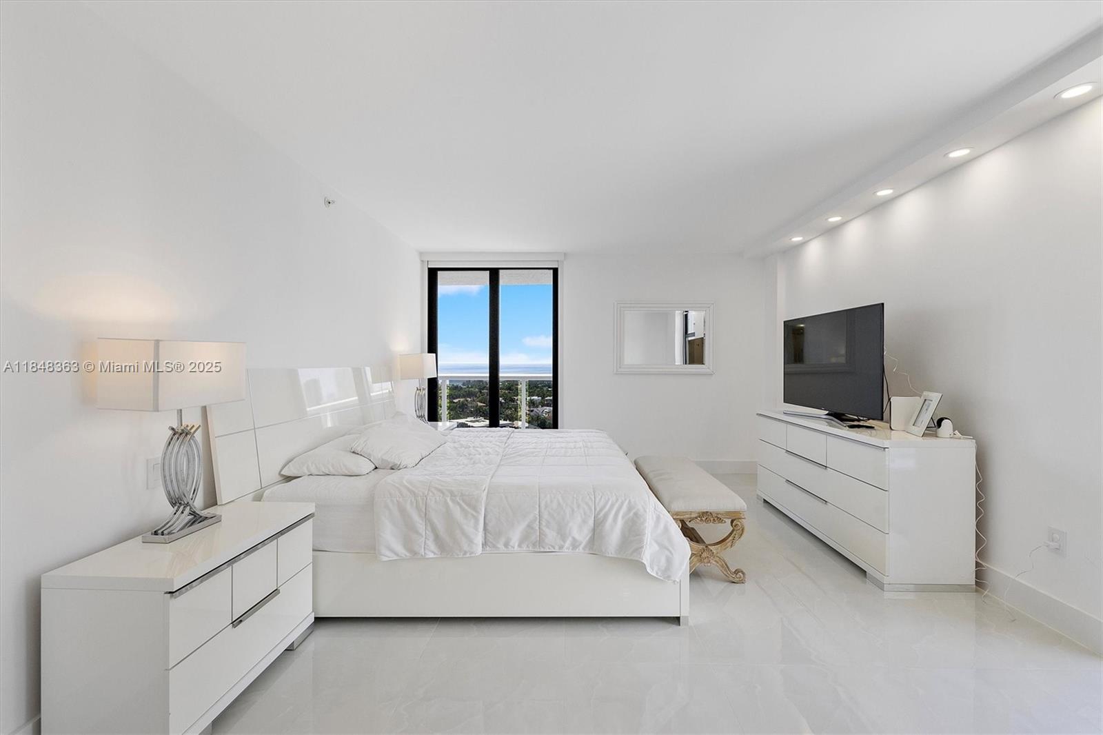 WATERVIEW CONDO - Residential