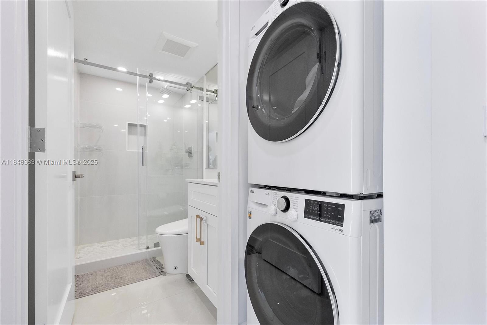 WATERVIEW CONDO - Residential