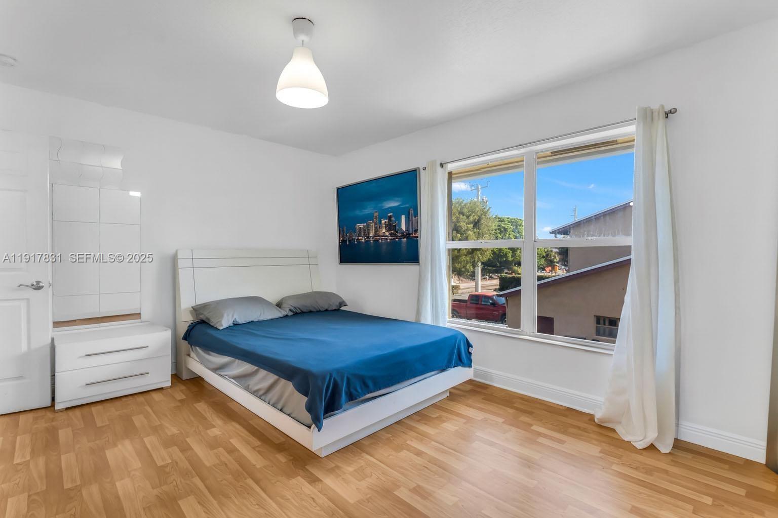 CRYSTAL LAKE 2ND SEC - Residential