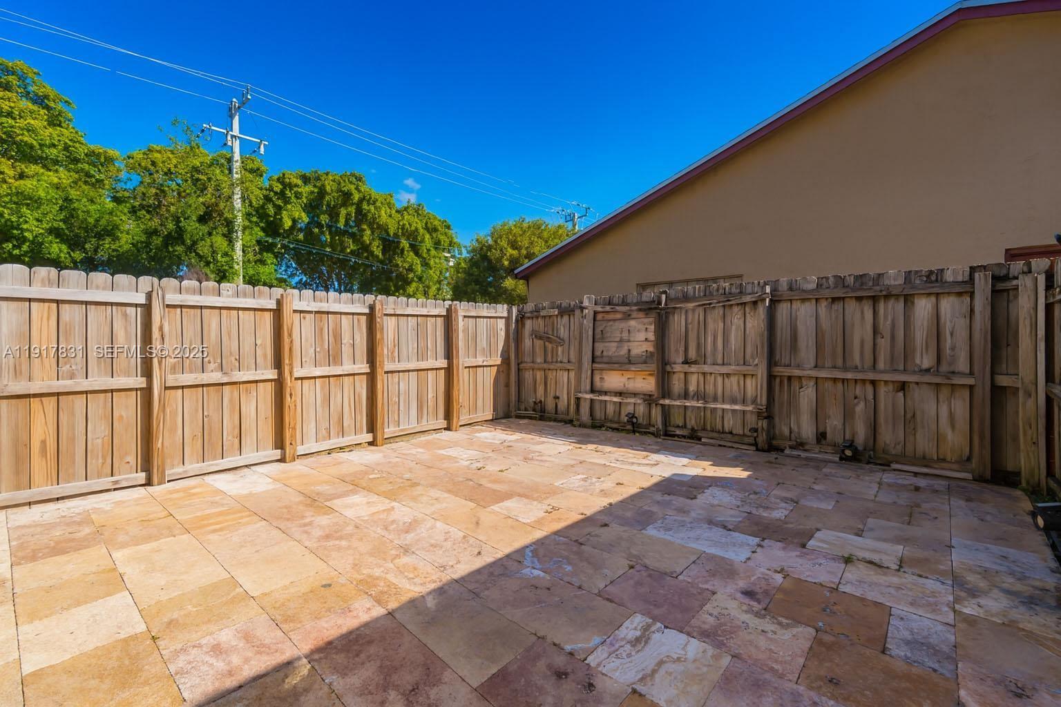 CRYSTAL LAKE 2ND SEC - Residential