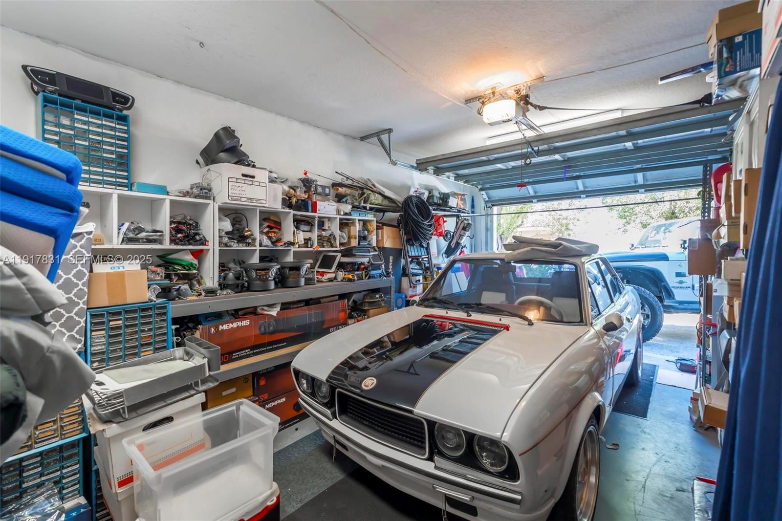 CRYSTAL LAKE 2ND SEC - Residential