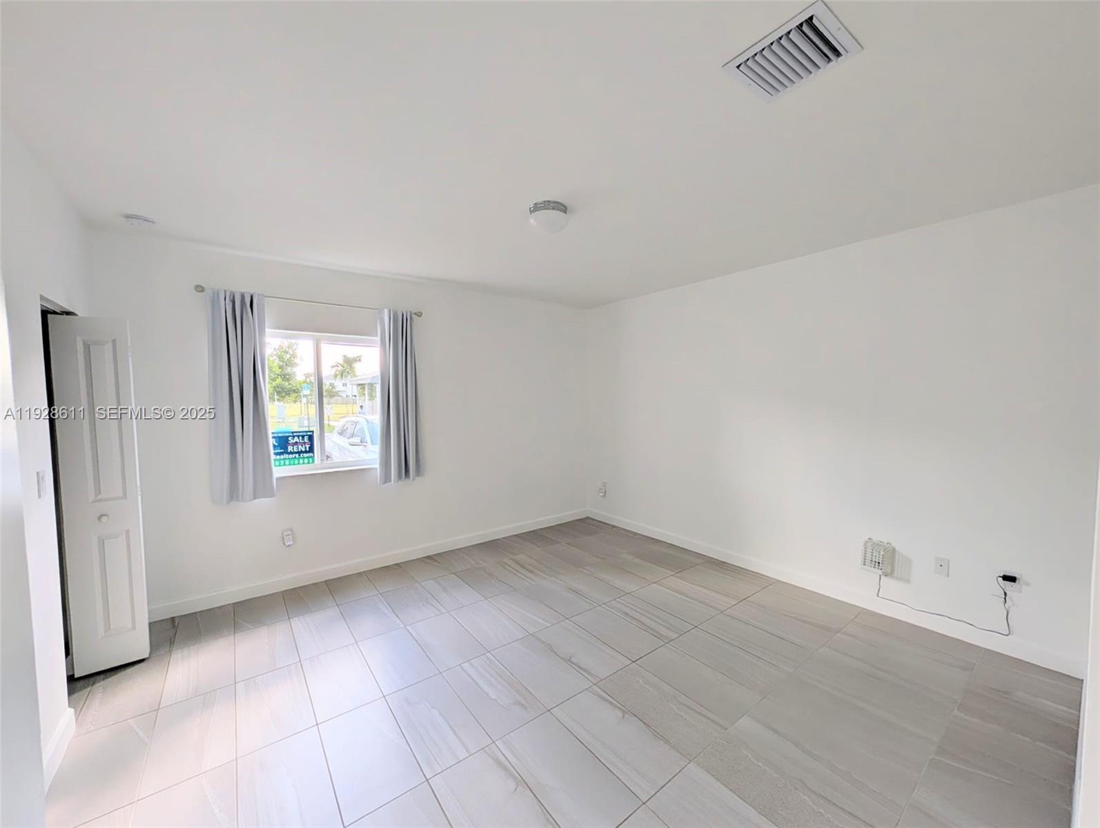 FOREST PARK VILLAS - Residential Lease