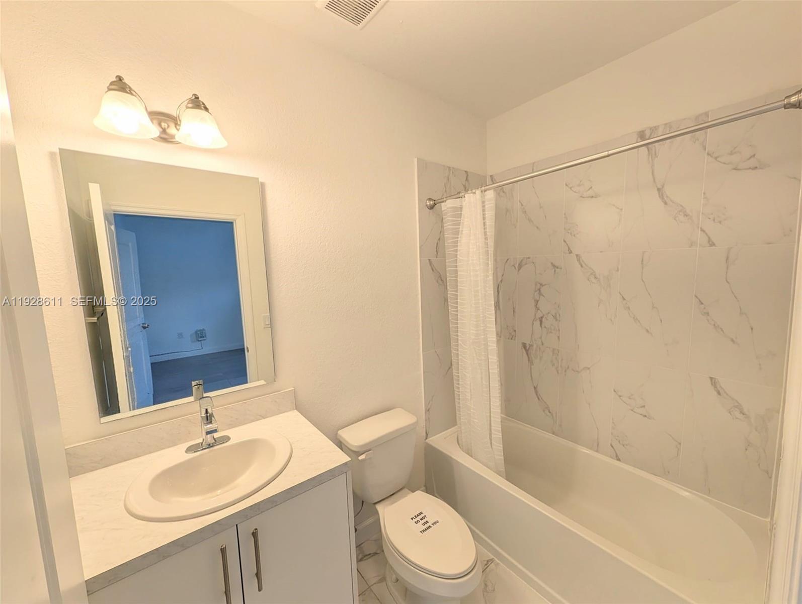 FOREST PARK VILLAS - Residential Lease